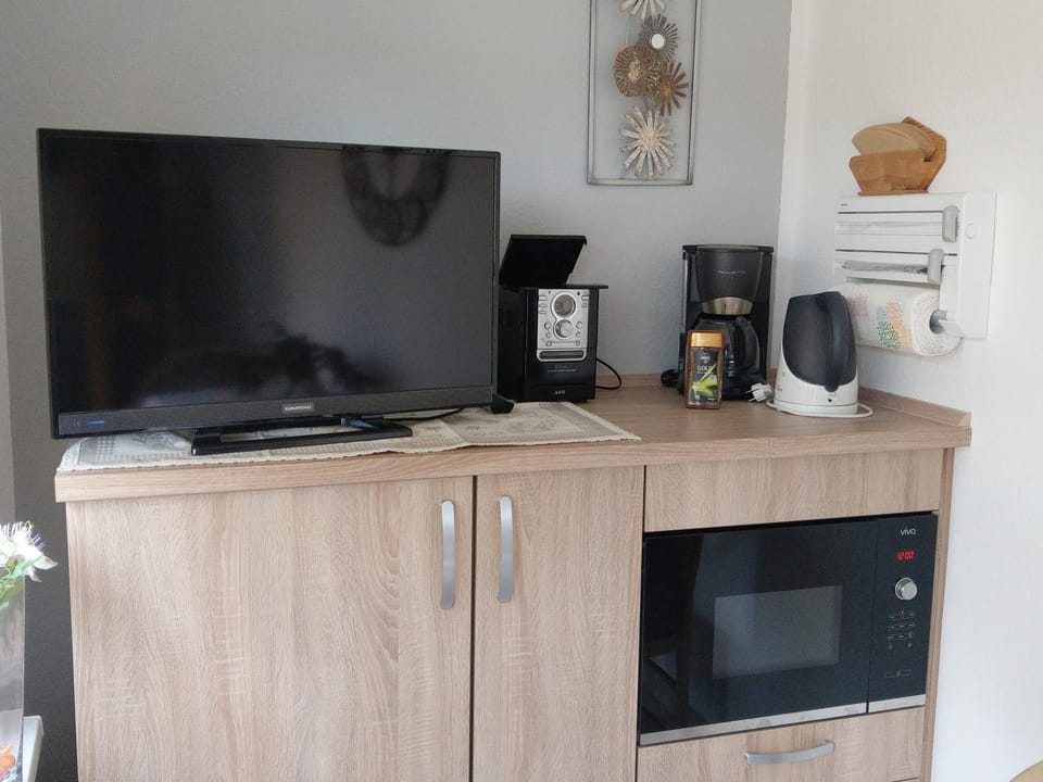 TV and multimedia, Coffee/tea facilities