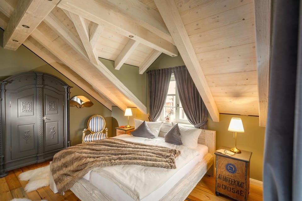 Bed, Bedroom, wardrobe