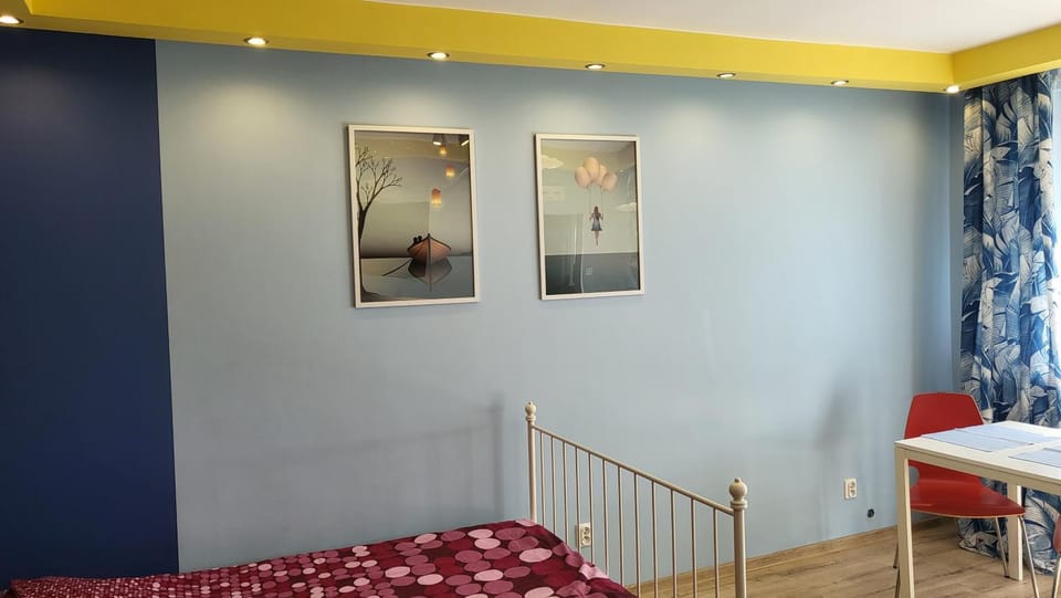Bed, Photo of the whole room