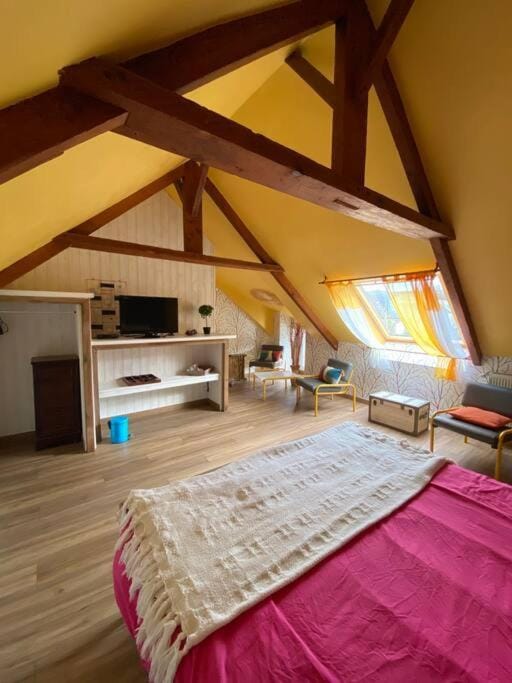 Jolie maison de campagne à la ville chez TINAT House in Brittany