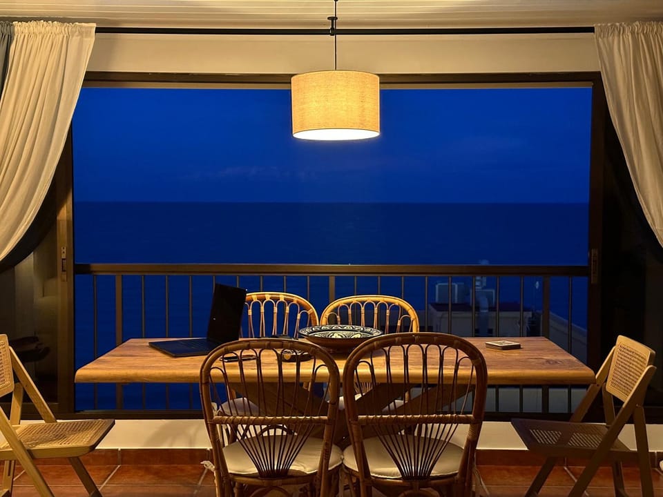 Balcony/Terrace, Seating area, Dining area, Sea view