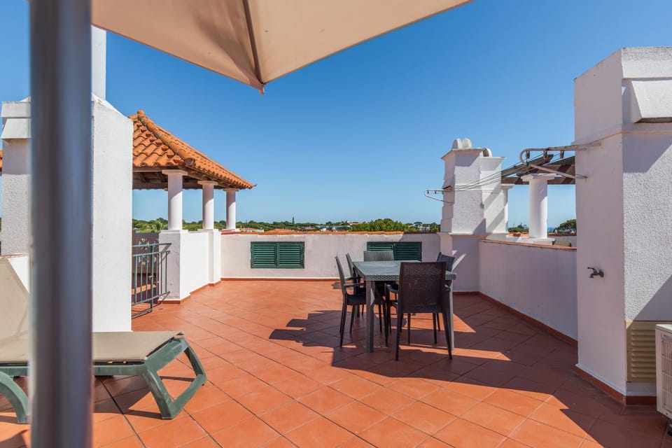 Old Village- 18B Alexander Street Apartment in Quarteira