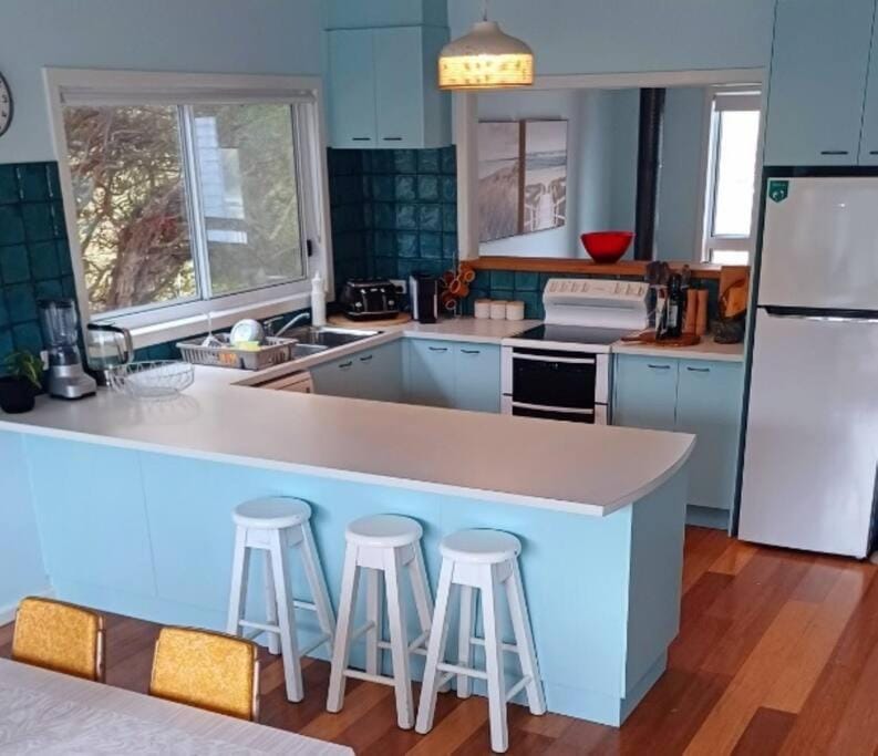 Ocean Blue - Linen, WiFi and Pet Friendly House in Venus Bay