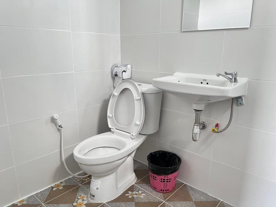 Toilet, Bathroom