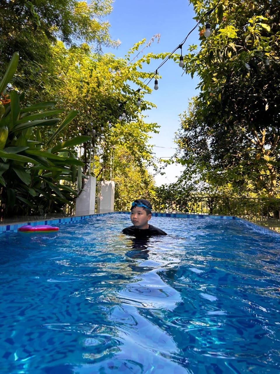 Swimming pool