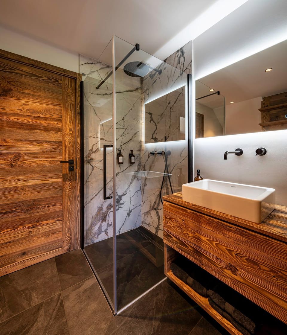 Shower, Bathroom, Fitness centre/facilities