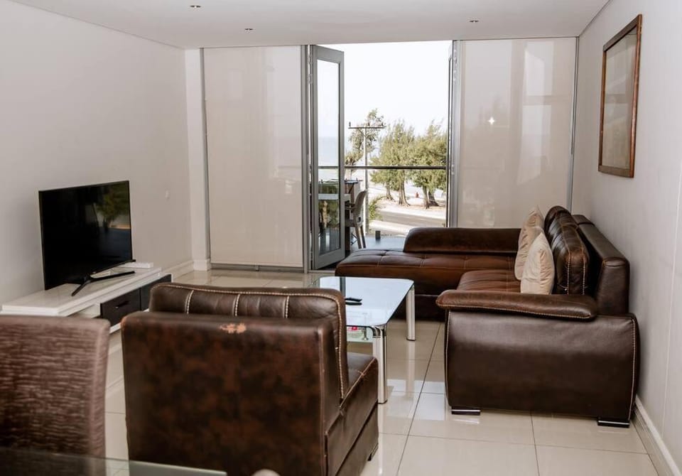 TV and multimedia, Seating area