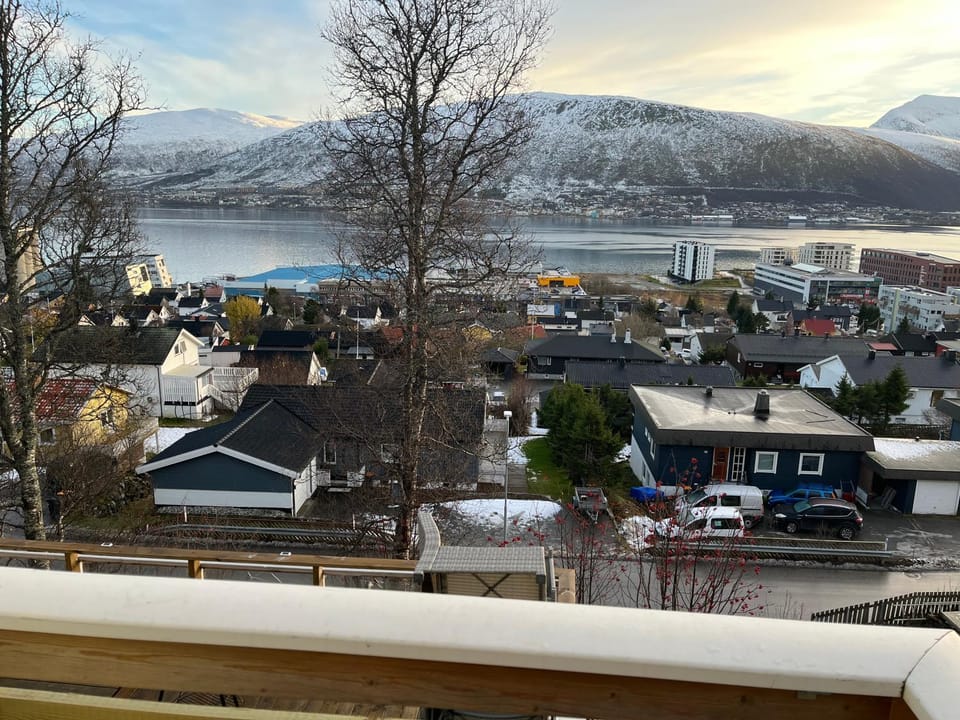 Comfort apartments with two bedrooms and beautiful view!! Apartment in Tromso