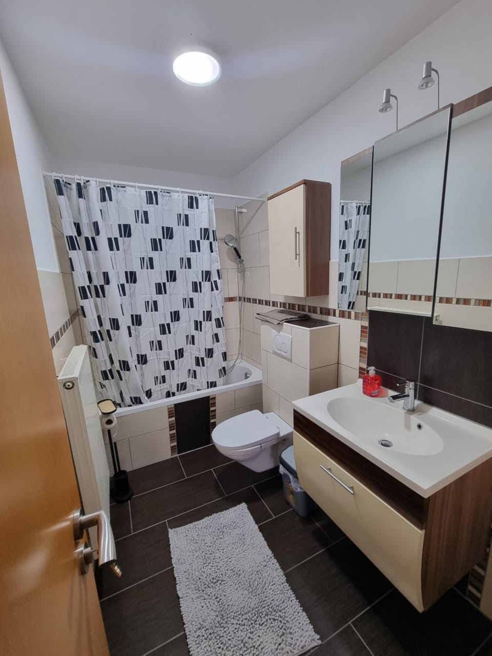 Toilet, Bathroom, Bath, towels