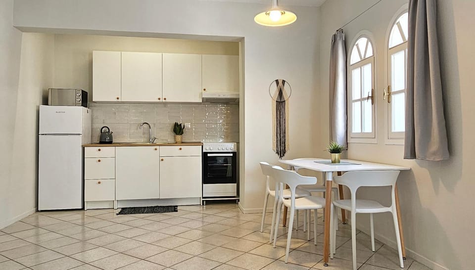 Kitchen or kitchenette, oven, stove
