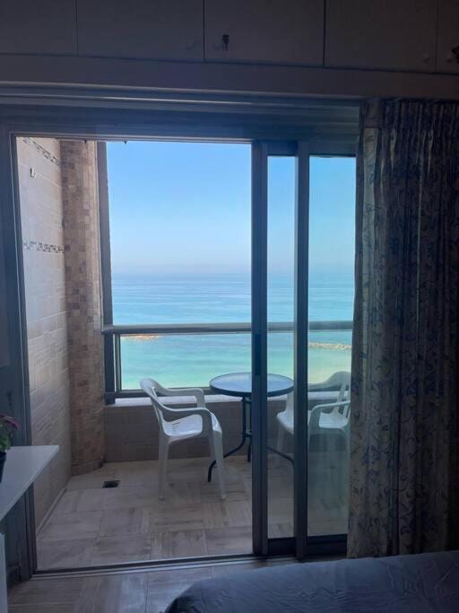 Studio tout confort avec terrasse plage Sironit Apartment in Netanya