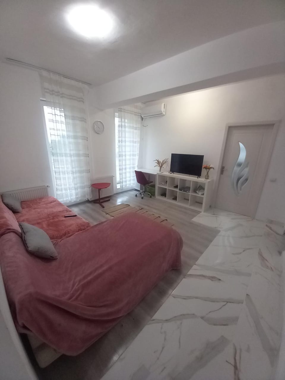 Twins Residence 2 APART HOTEL AP 4 2 rooms Apartment in Bucharest