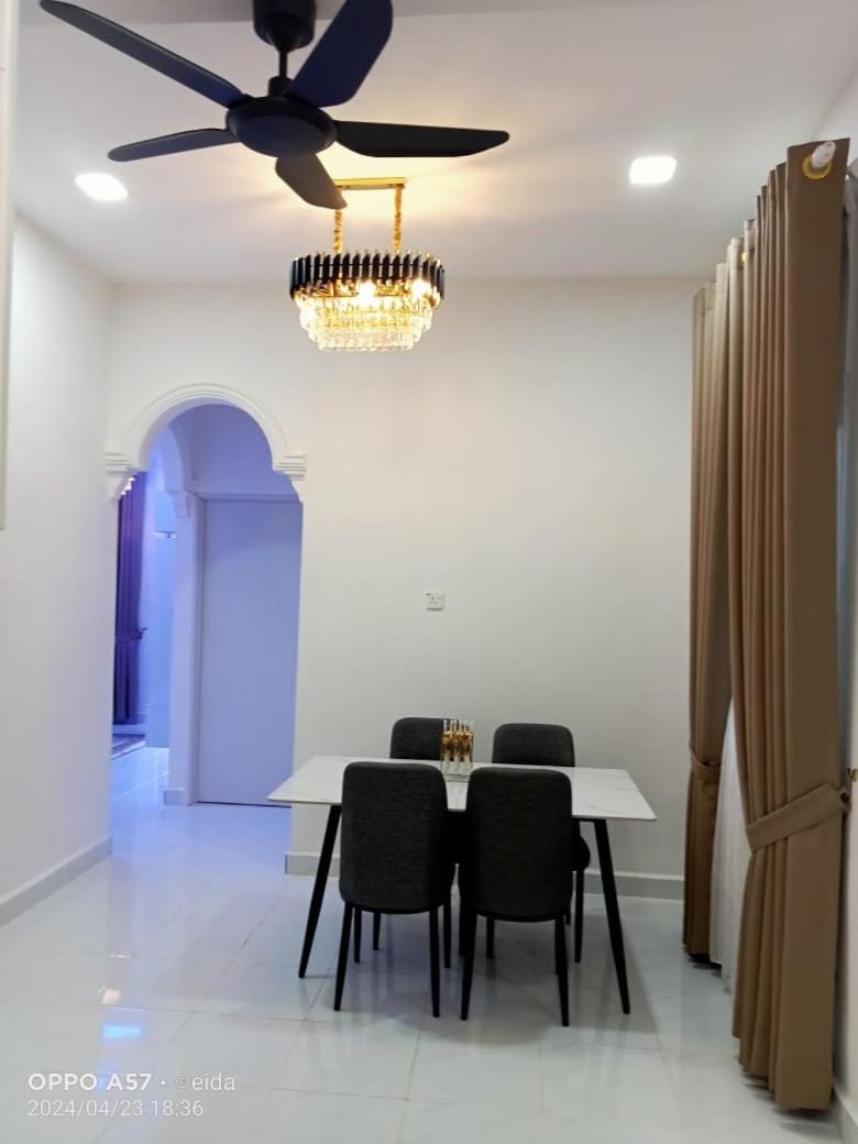 Delisha Qistina Homestay Jalan Rantau Panjang Pasir Mas House in Malaysia