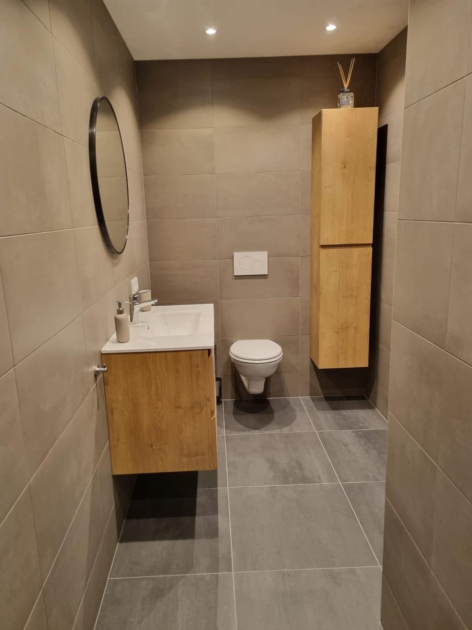 Toilet, Bathroom