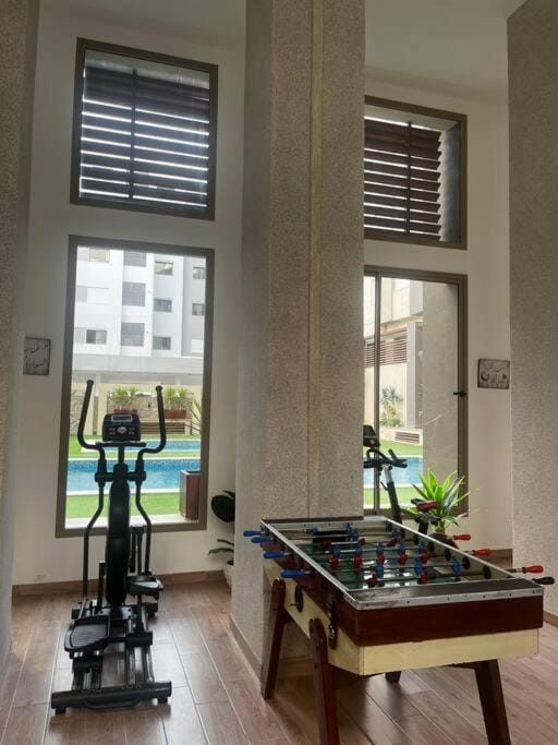 Billiard, Game Room, Table tennis