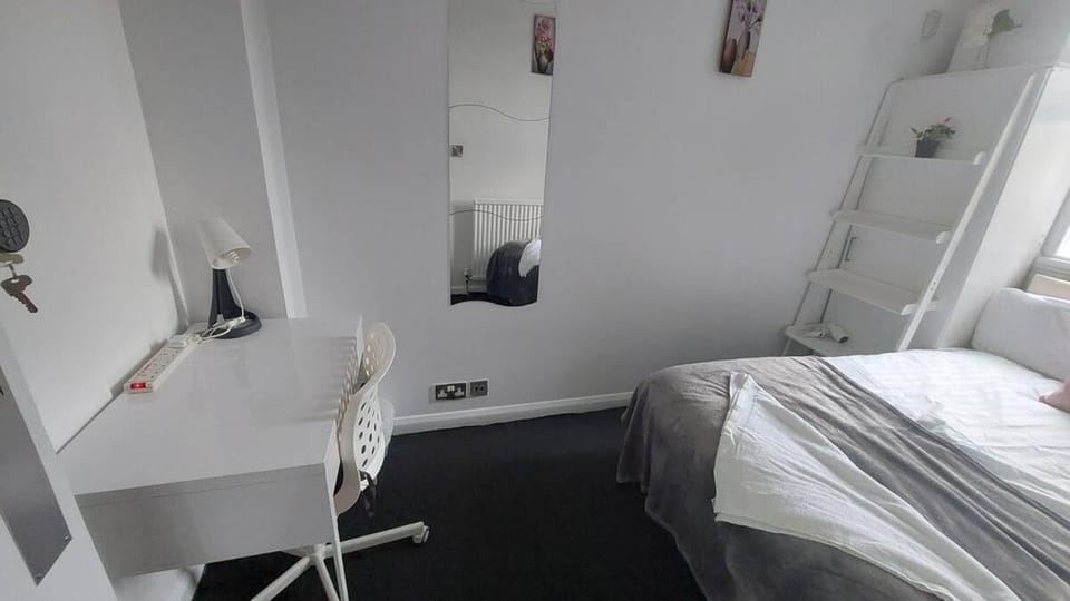 Gray's Inn Road Suites Apartment in London Borough of Islington