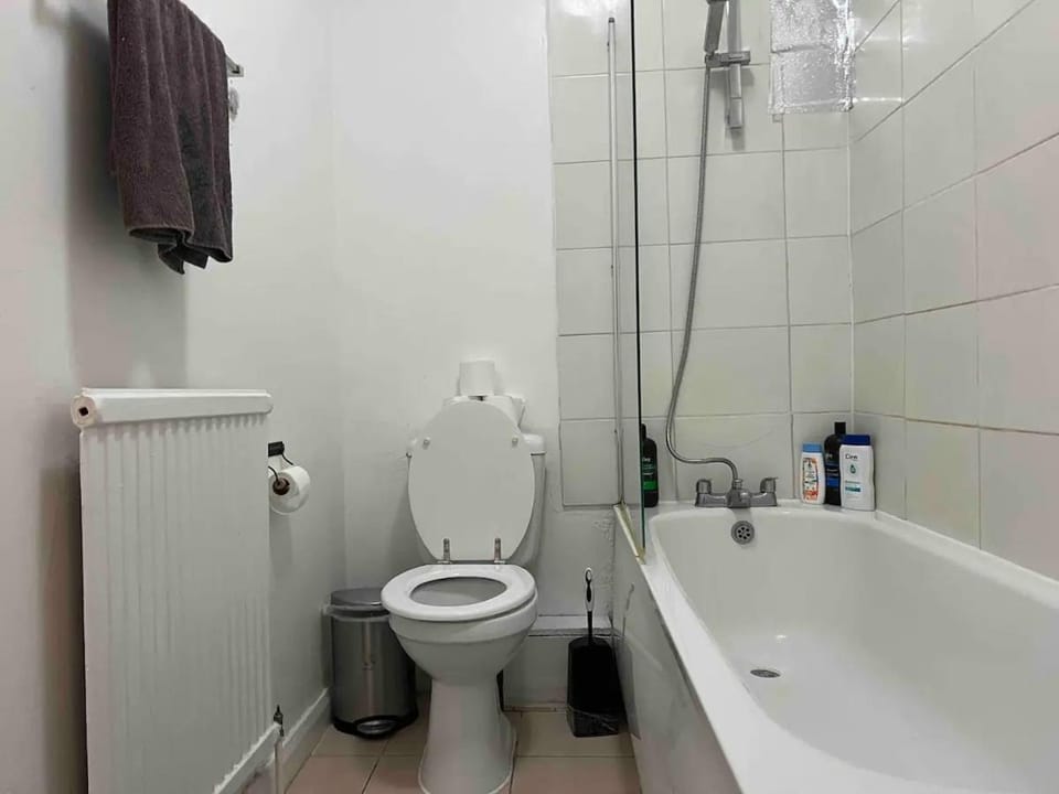 Gray's Inn Road Suites Apartment in London Borough of Islington