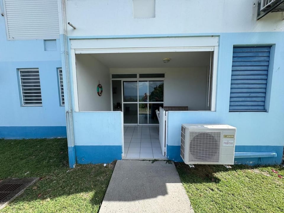 Le petit paradis perché d'Aurélie Apartment in Sainte-Anne