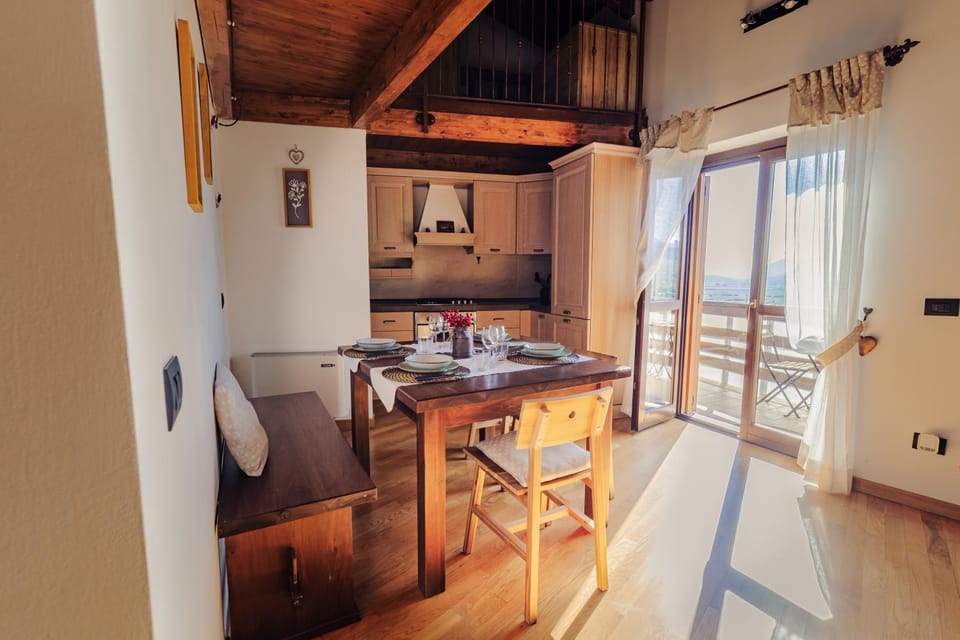 Kitchen or kitchenette, Living room, Dining area