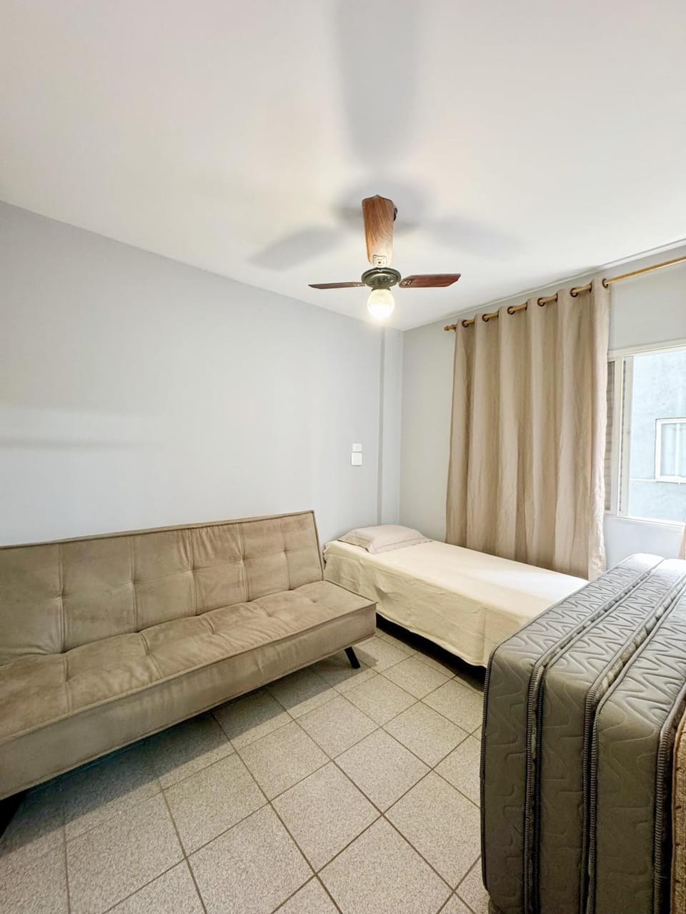 Apto Enseada Guarujá 10 minutos da Praia Apartment in State of São Paulo