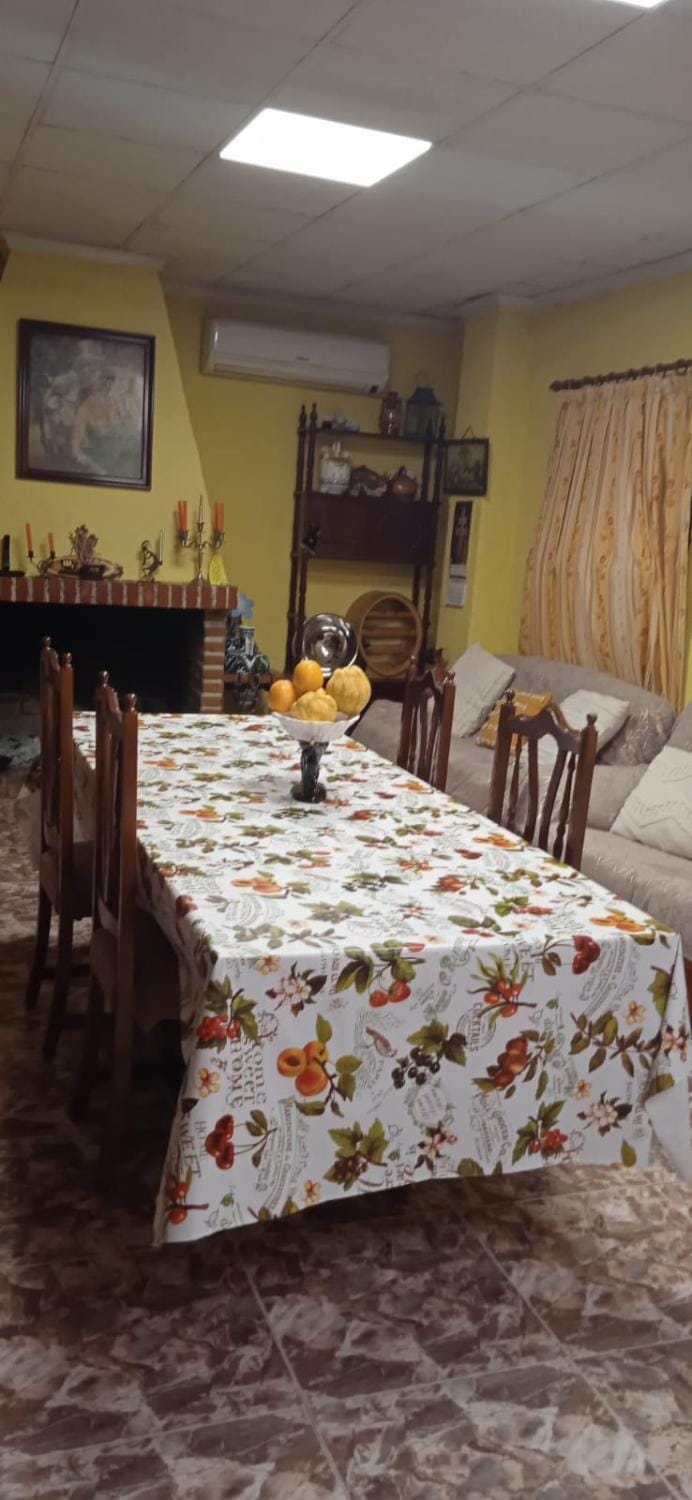 Living room, Dining area, fireplace