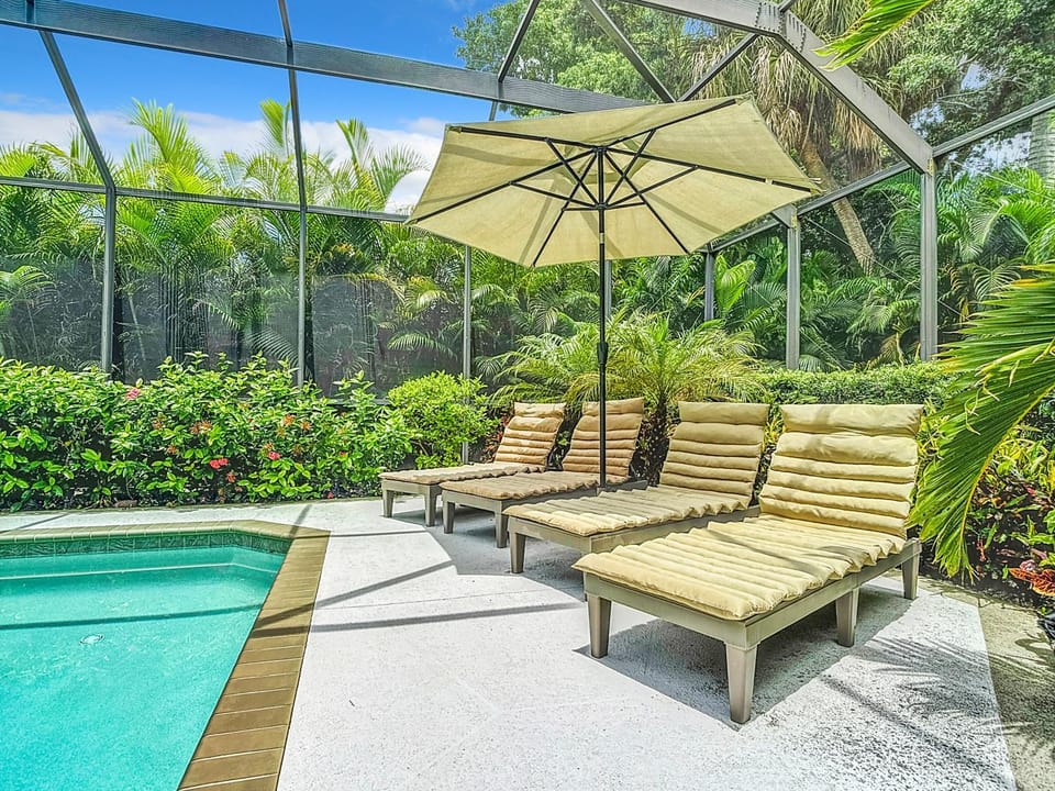 Garden, Balcony/Terrace, Swimming pool