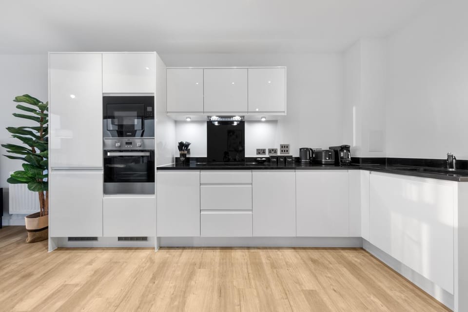 Coffee/tea facilities, Kitchen or kitchenette, dishwasher, minibar, oven, stove, toaster