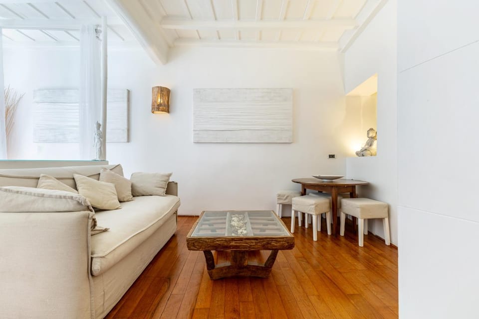 Lounge or bar