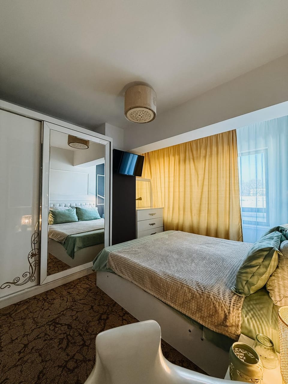 Bed, Photo of the whole room, Bedroom