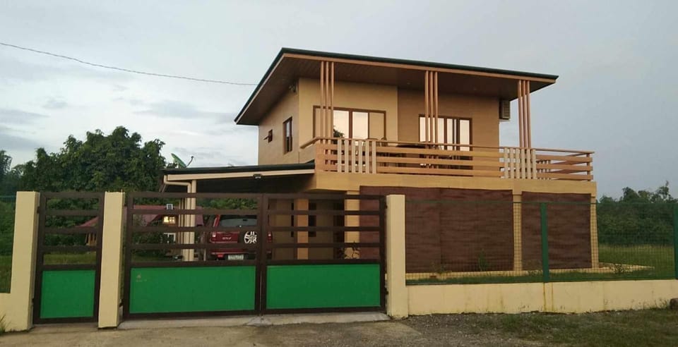 Property building, Facade/entrance, Parking