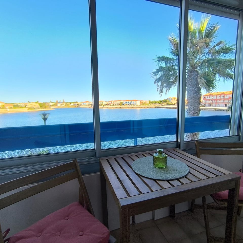 Patio, Natural landscape, Dining area, Lake view
