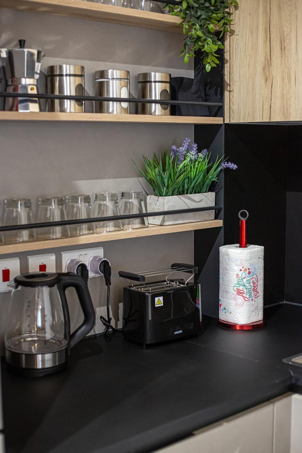 Coffee/tea facilities, Kitchen or kitchenette, minibar, toaster