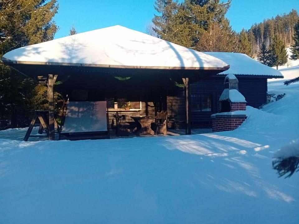 Day, Natural landscape, Winter, group of guests, Open Air Bath