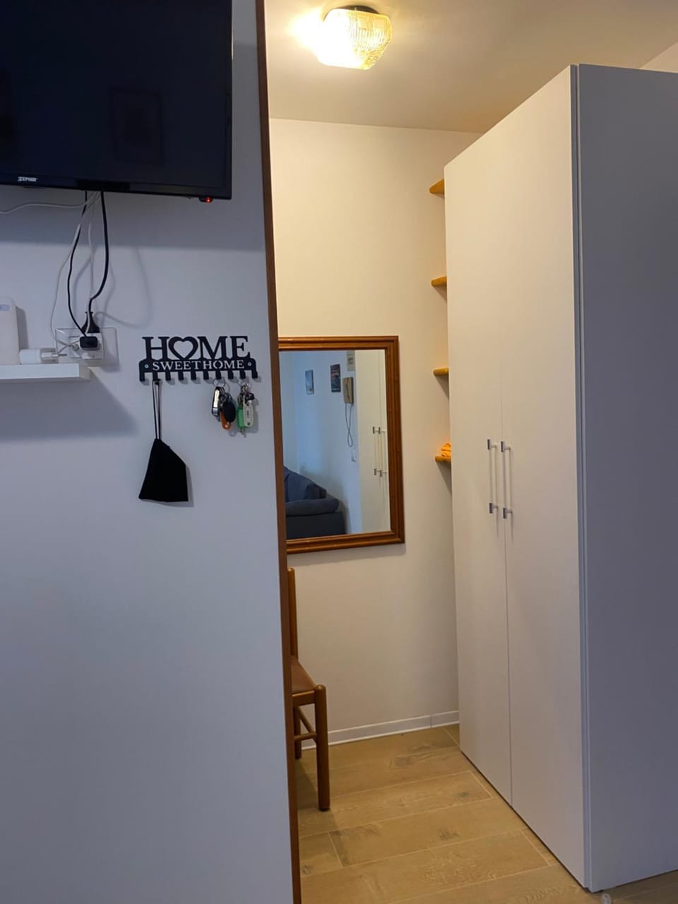 TV and multimedia, wardrobe