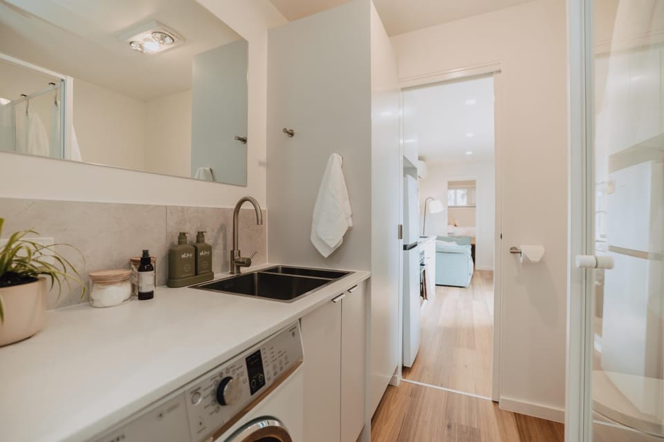 Bathroom, washing machine