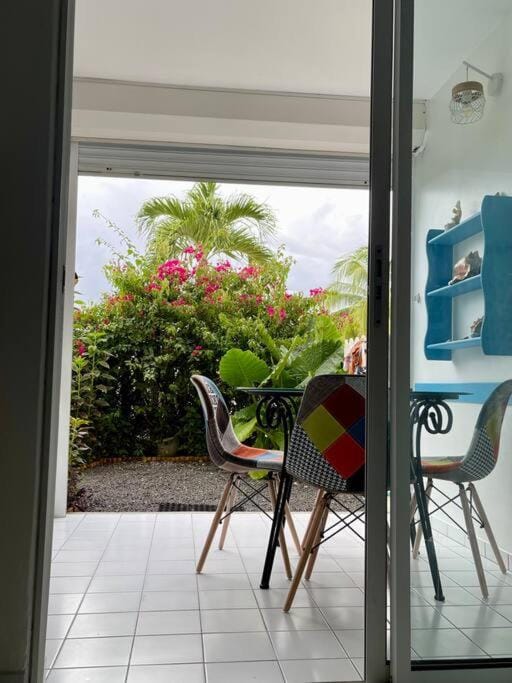 Appartement face mer Apartment in Grande-Terre, Guadeloupe