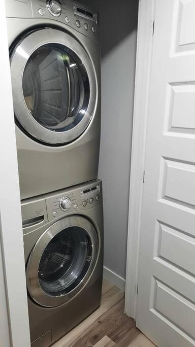 Carsonway Basement Suite Apartment in Edmonton