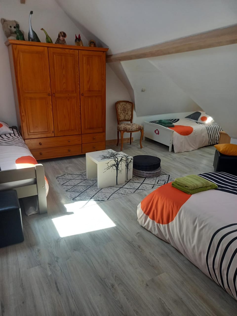 4 Chambres et dortoir 5x90 Vacation rental in Pays de la Loire