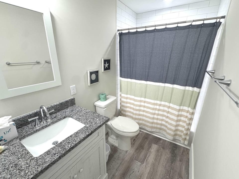 7 Bed 6 and one half bath with private pool spa & private beach access House in North Forest Beach