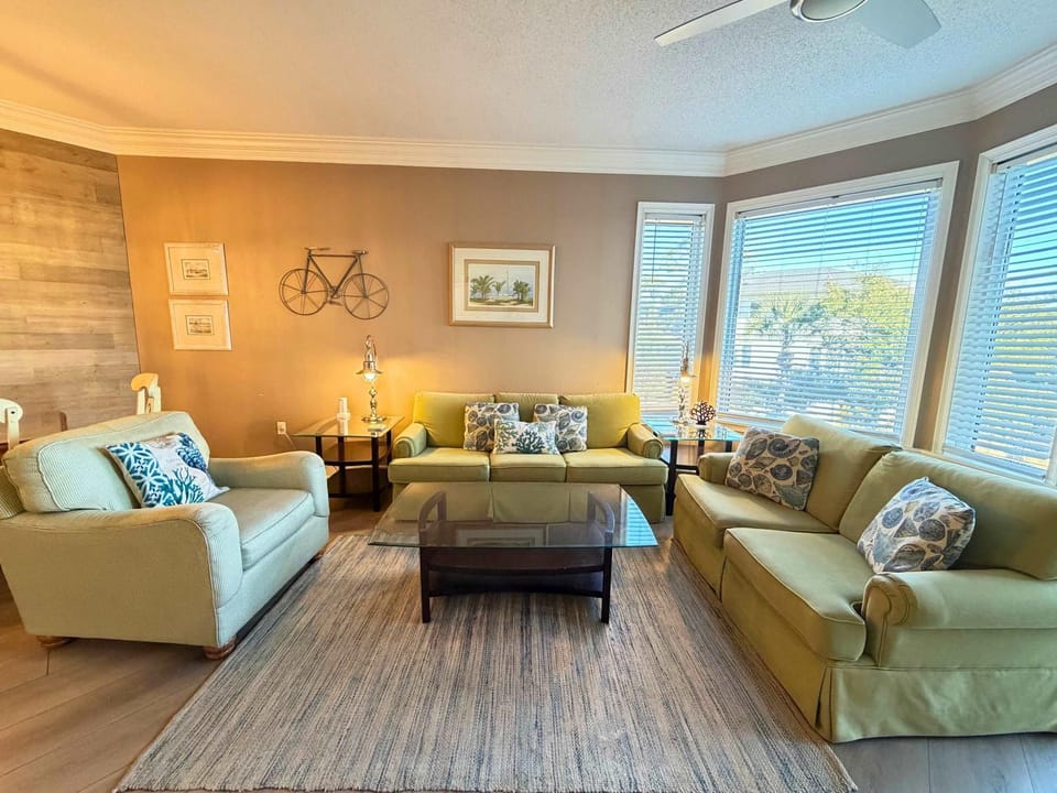 Seacrest Villa Oceanfront Resort 2 bed 2 bath steps to the beach House in North Forest Beach