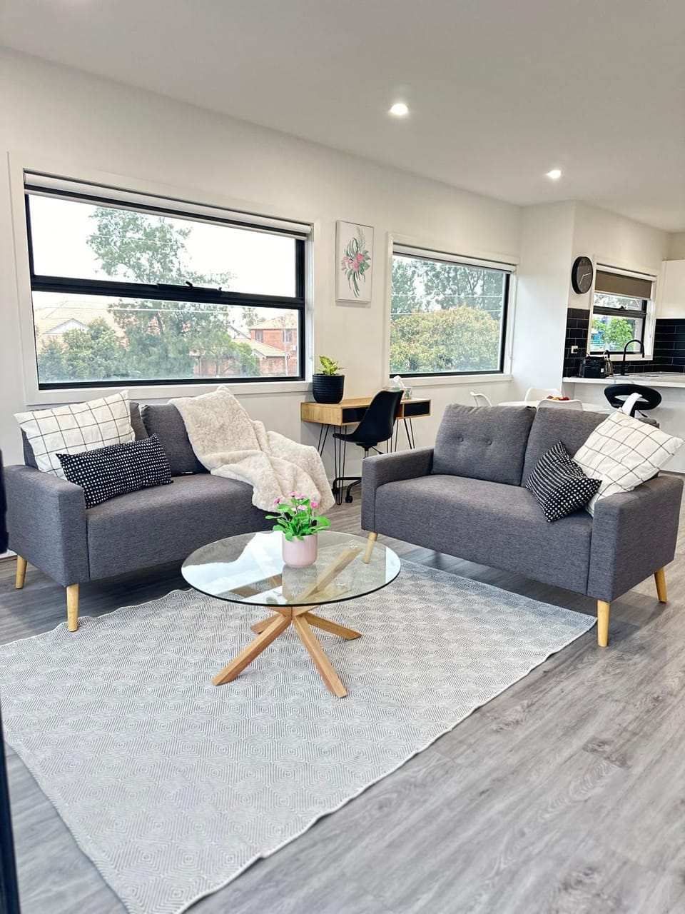 TV and multimedia, Living room, Seating area