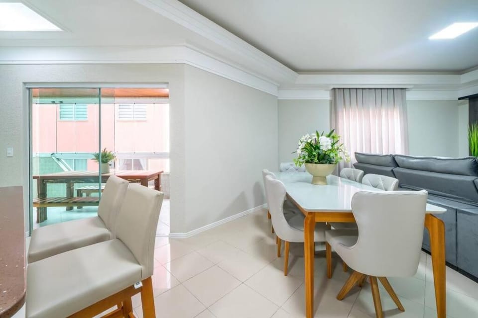 Lindo apartamento na Avenida Apartment in Porto Belo