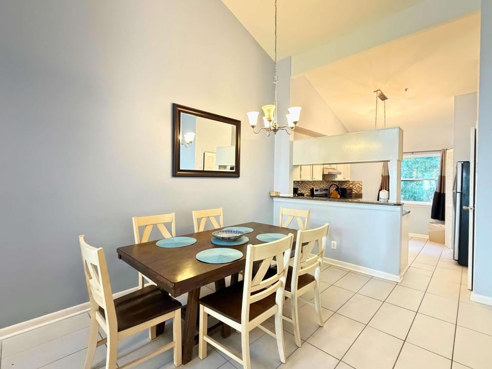Walk to the Beach - 3 bed 3 bath beach Villa - 8006 Treetops House in South Forest Beach