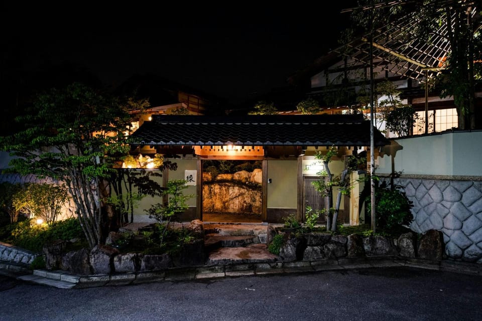 欅の宿 縁 Ryokan in Koka