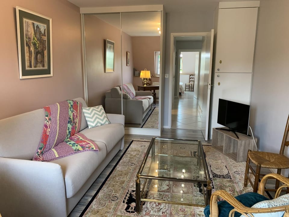 Appartement tout confort avec WIFI, lave-linge et lave-vaisselle - FR-1-541-136 Apartment in Nouvelle-Aquitaine