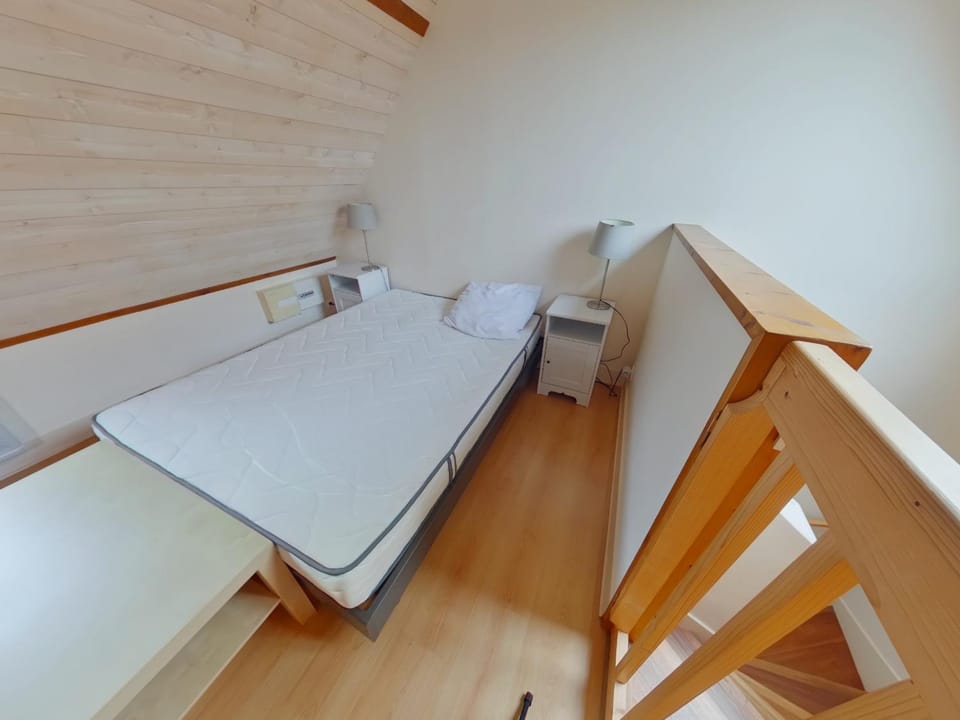 Studio charmant à 70m des Thermes, WiFi, Animaux bienvenus - FR-1-541-137 Apartment in Nouvelle-Aquitaine