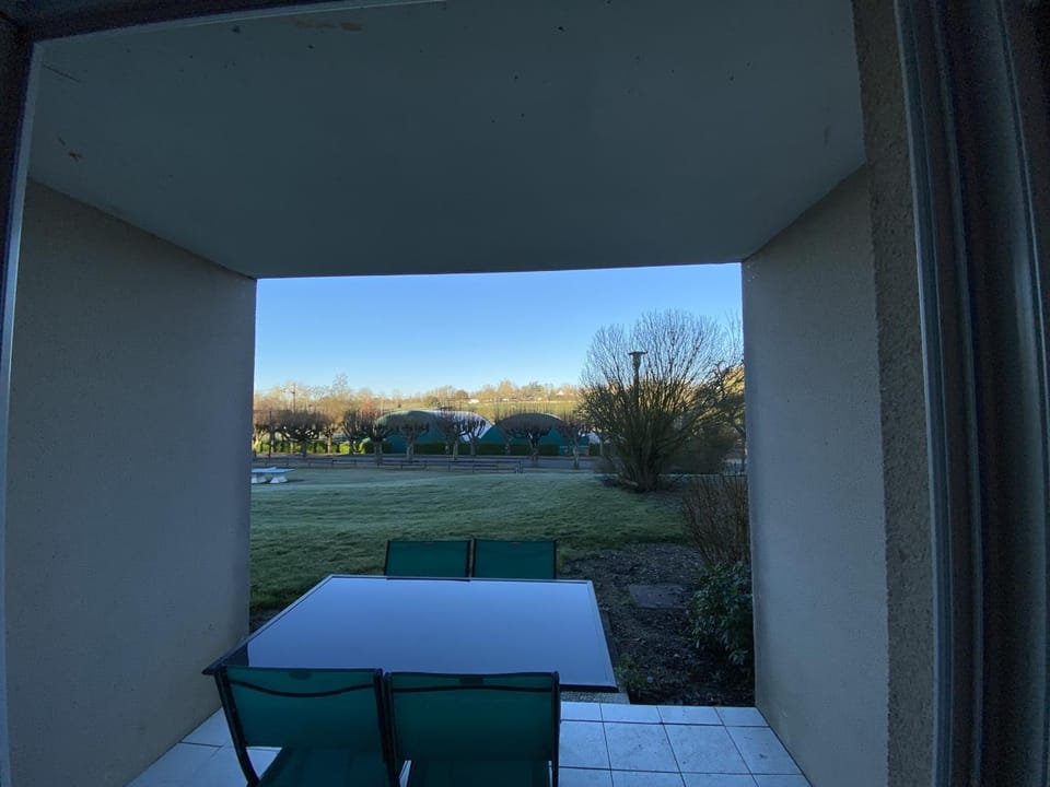 Charmant T2 avec terrasse proche des Thermes du Connétable, Wi-Fi, lave-vaisselle - FR-1-541-138 Apartment in Nouvelle-Aquitaine