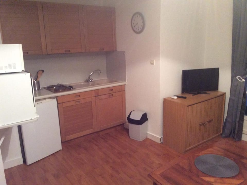 Appartement meublé avec balcon - Animaux admis, WiFi - FR-1-541-146 Apartment in Nouvelle-Aquitaine