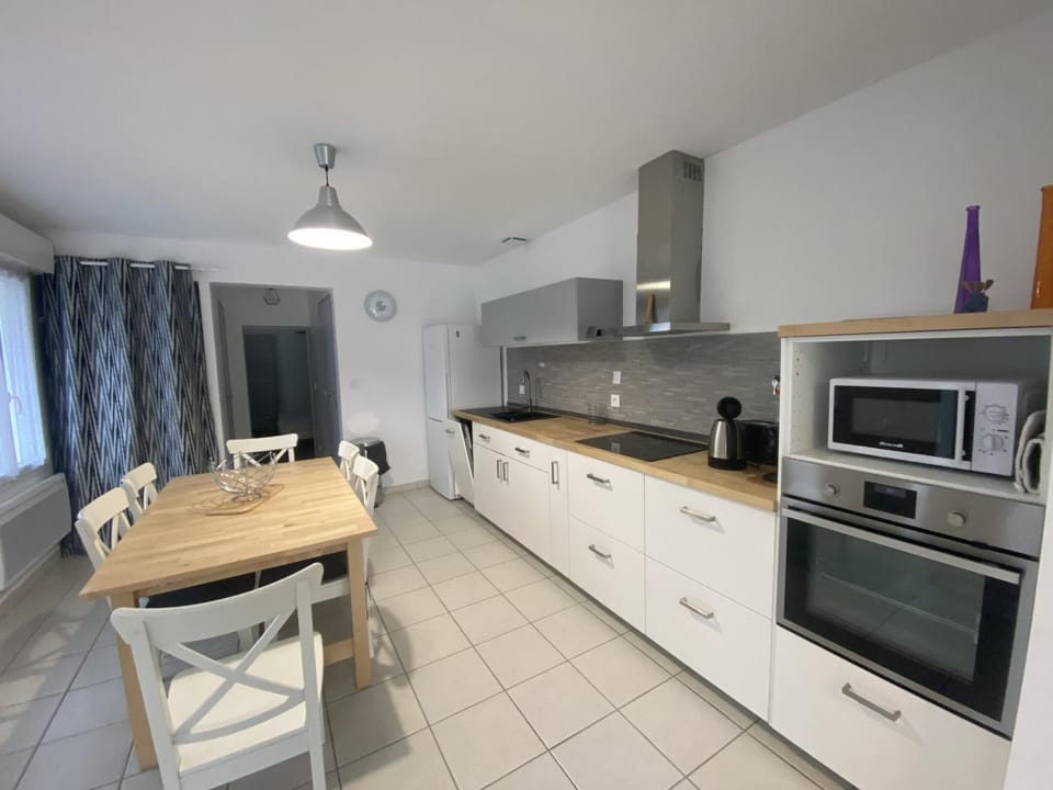 Maison rénovée avec cuisine équipée à La Roche-Posay - FR-1-541-148 House in Nouvelle-Aquitaine