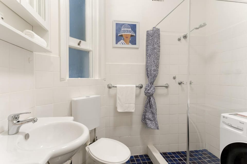 Art Deco Apartment Meters Away From The Beach Apartment in Manly